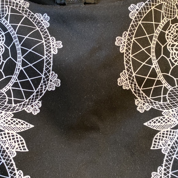 Alfani Petite short sleeve black and white dress - Picture 9 of 12